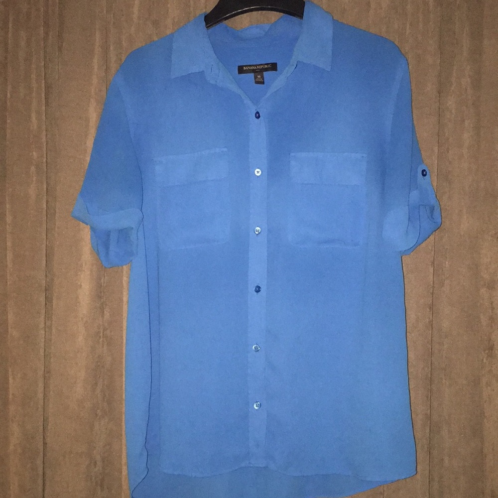 Banana Republic Blue button down shirt